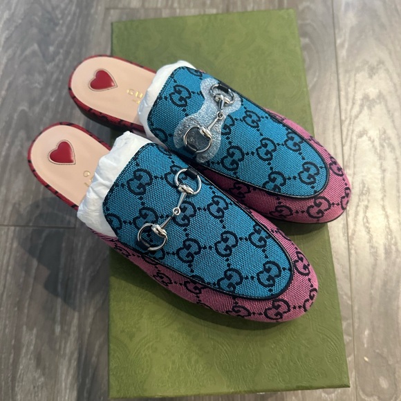New Women’s Gucci Slipper - Picture 1 of 6